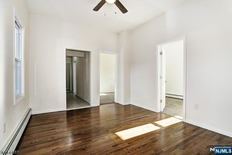 287 Sanford St - Photo 3 of 3