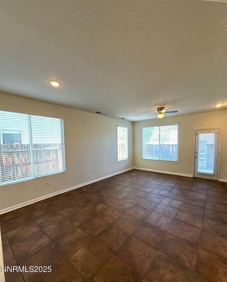 10407 Summershade Ln - Photo 5 of 24