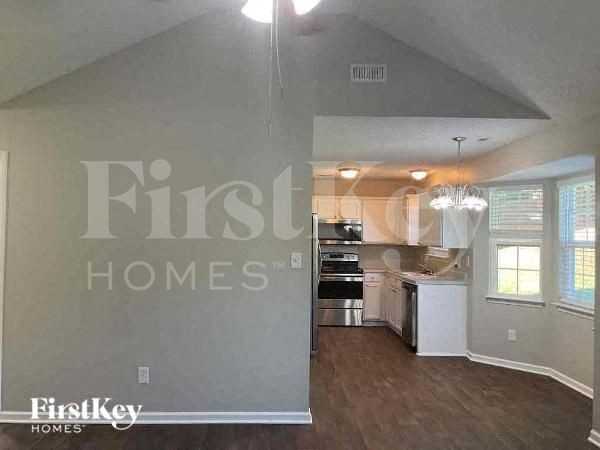 3007 Amanda Nichole Ct - Photo 4 of 10