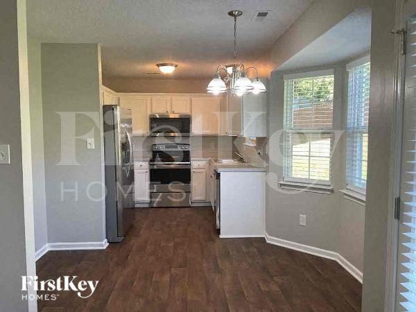 3007 Amanda Nichole Ct - Photo 5 of 10