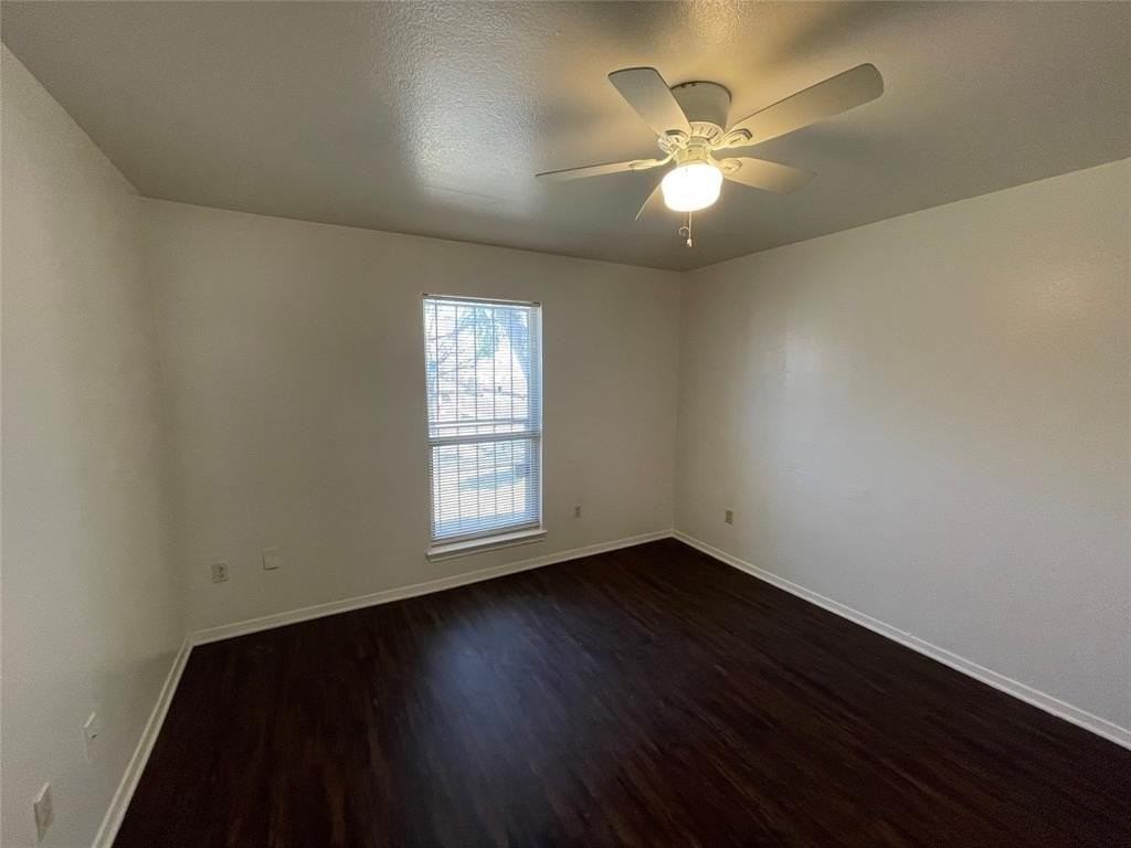 2520 Kirkley St - Photo 5 of 13