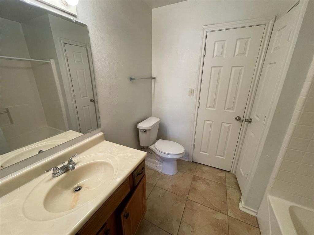 2520 Kirkley St - Photo 6 of 13