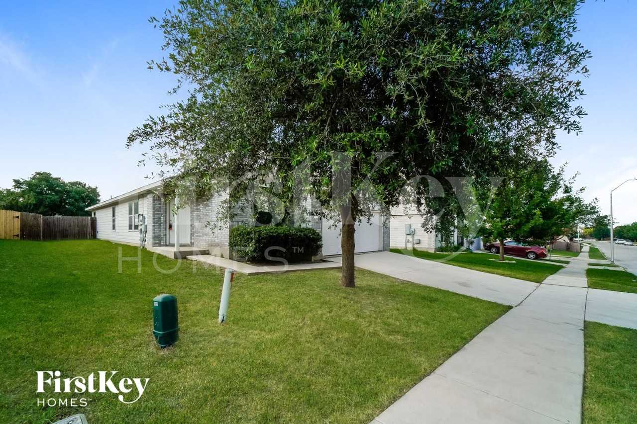 344 Cattle Run - Photo 2 of 15