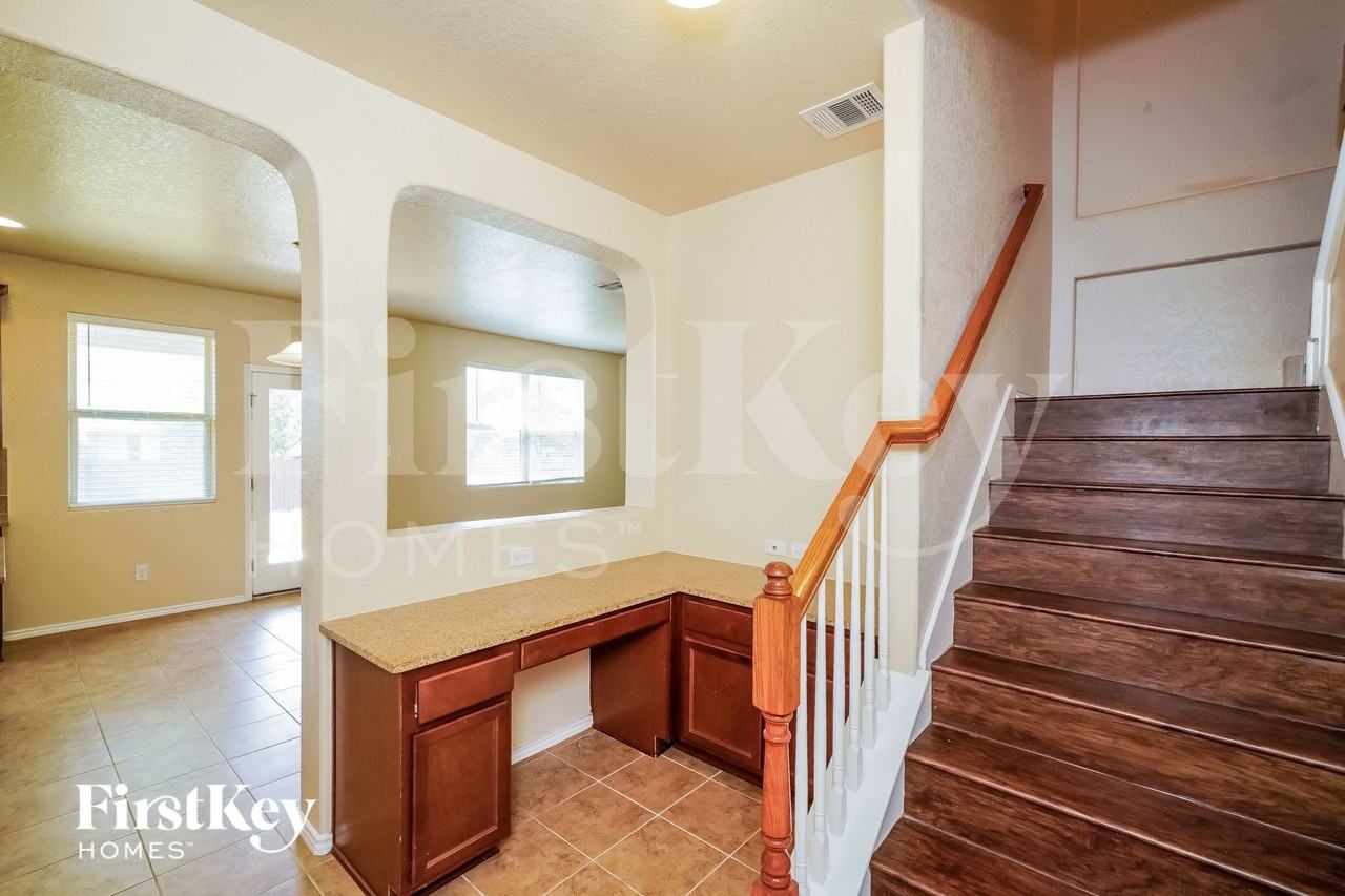 2546 Just My Style - Photo 7 of 15