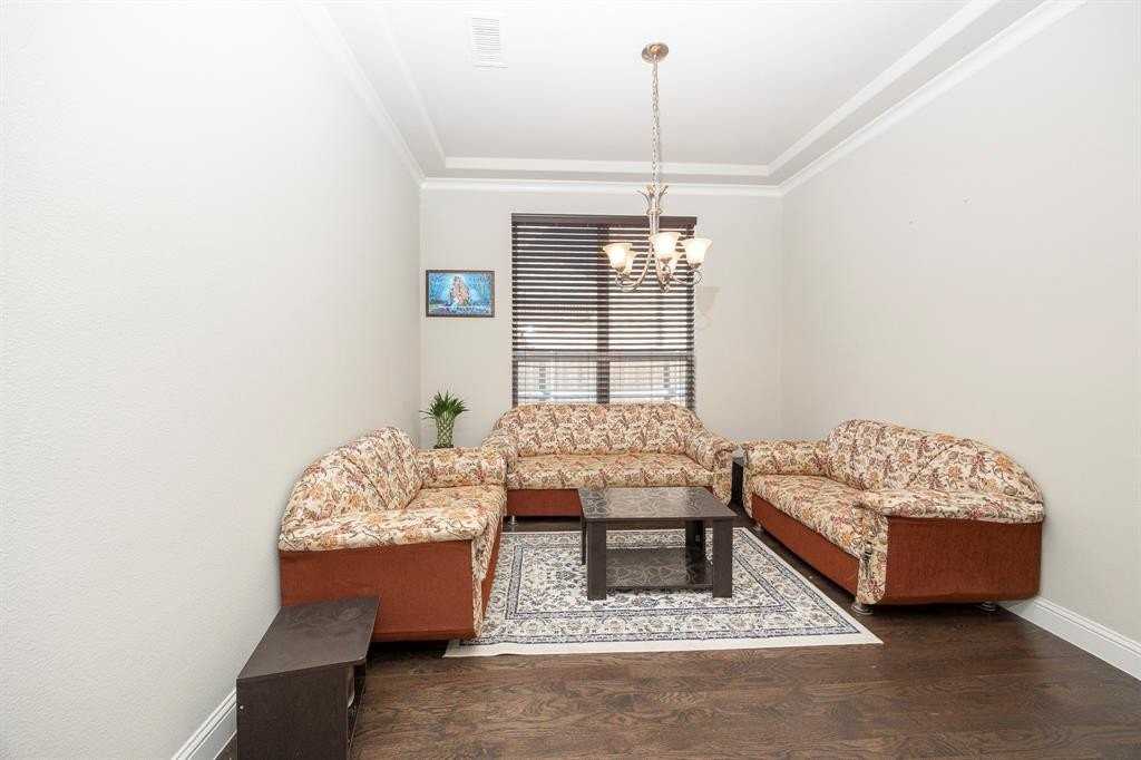 359 Timber Creek Ln - Photo 6 of 38