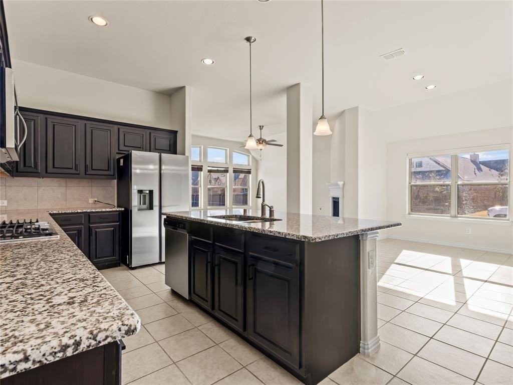 1400 Darlington Ln - Photo 5 of 37