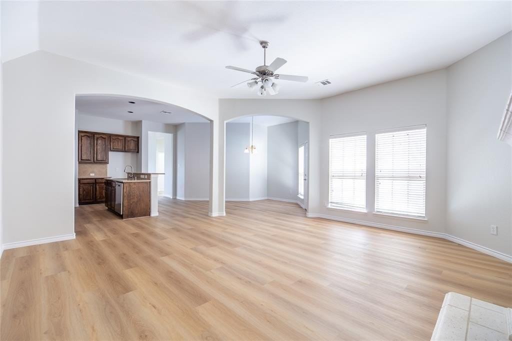 5708 Silver Buckle Dr - Photo 3 of 23