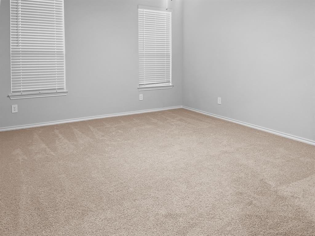 1817 Winecup Dr - Photo 6 of 18