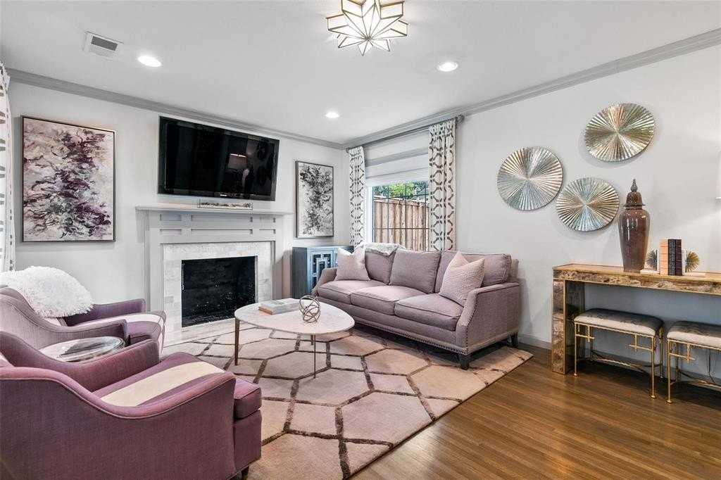 5921 Kenwood Ave - Photo 2 of 14