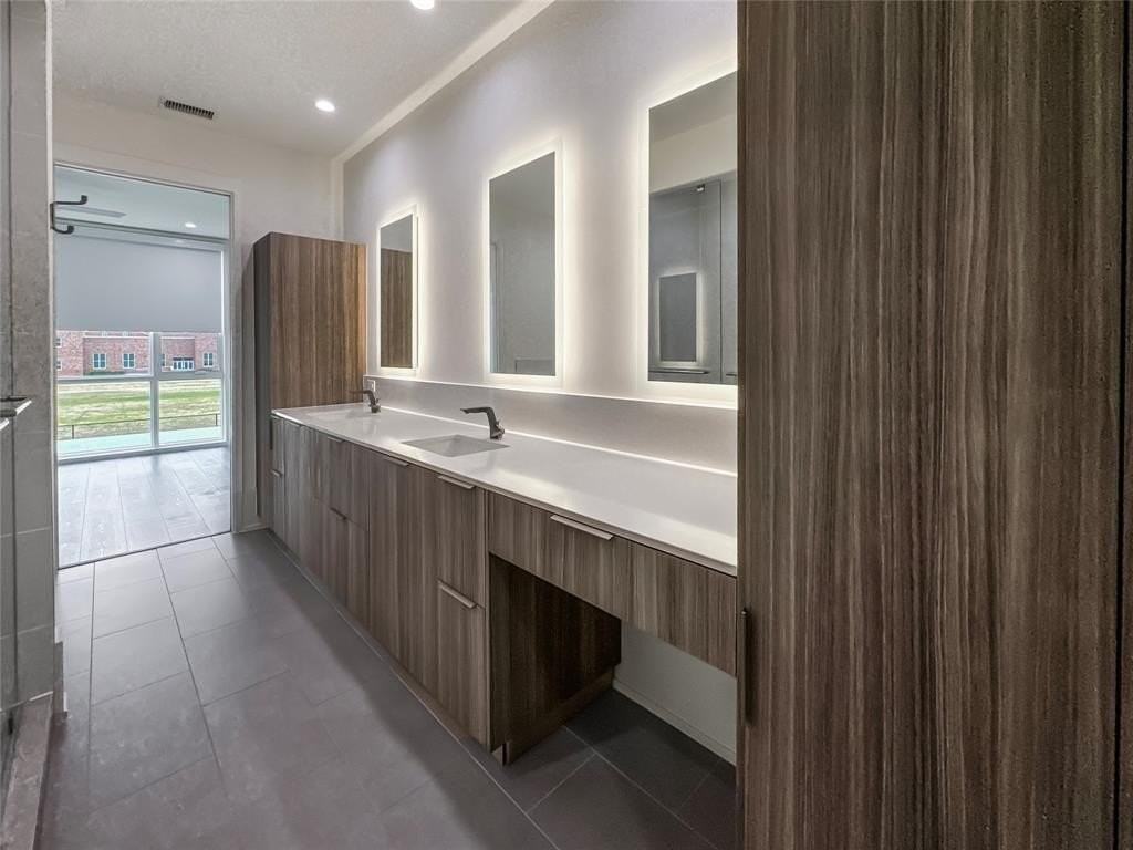 3525 Normandy Ave #16 - Photo 7 of 15