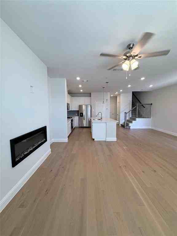 7913 Sunset Blvd - Photo 6 of 23