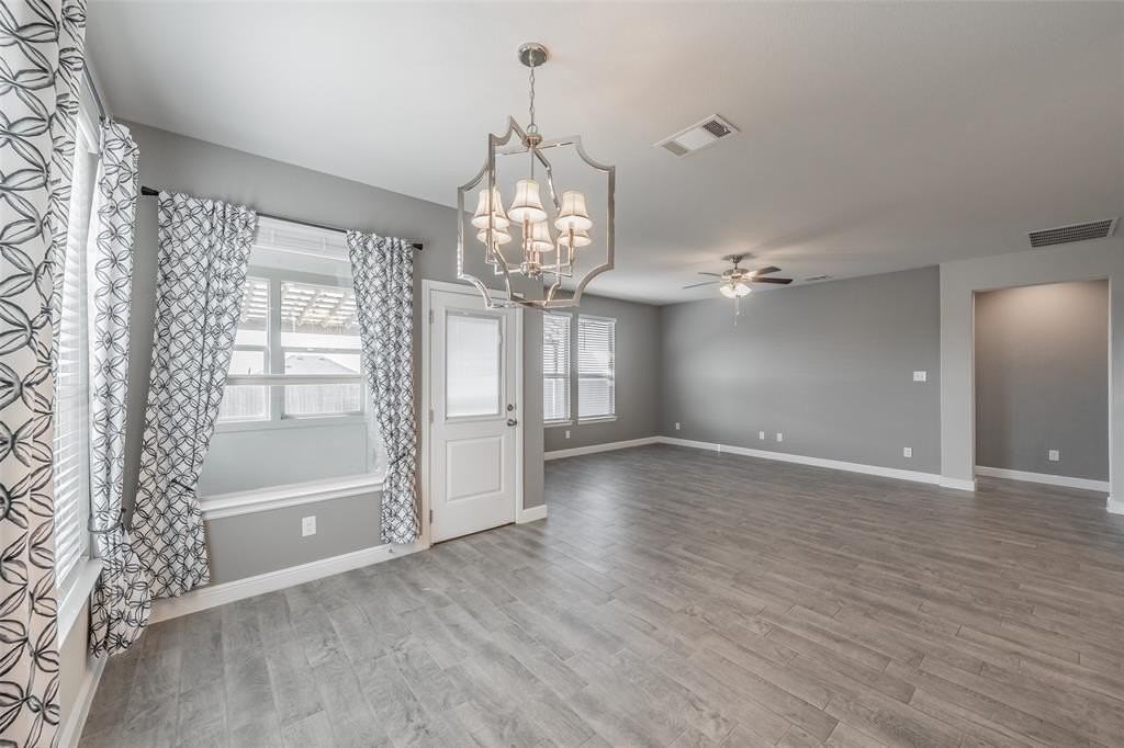 128 Windmill Dr - Photo 2 of 40