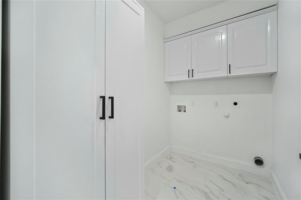 6238 Dewitt St - Photo 6 of 21