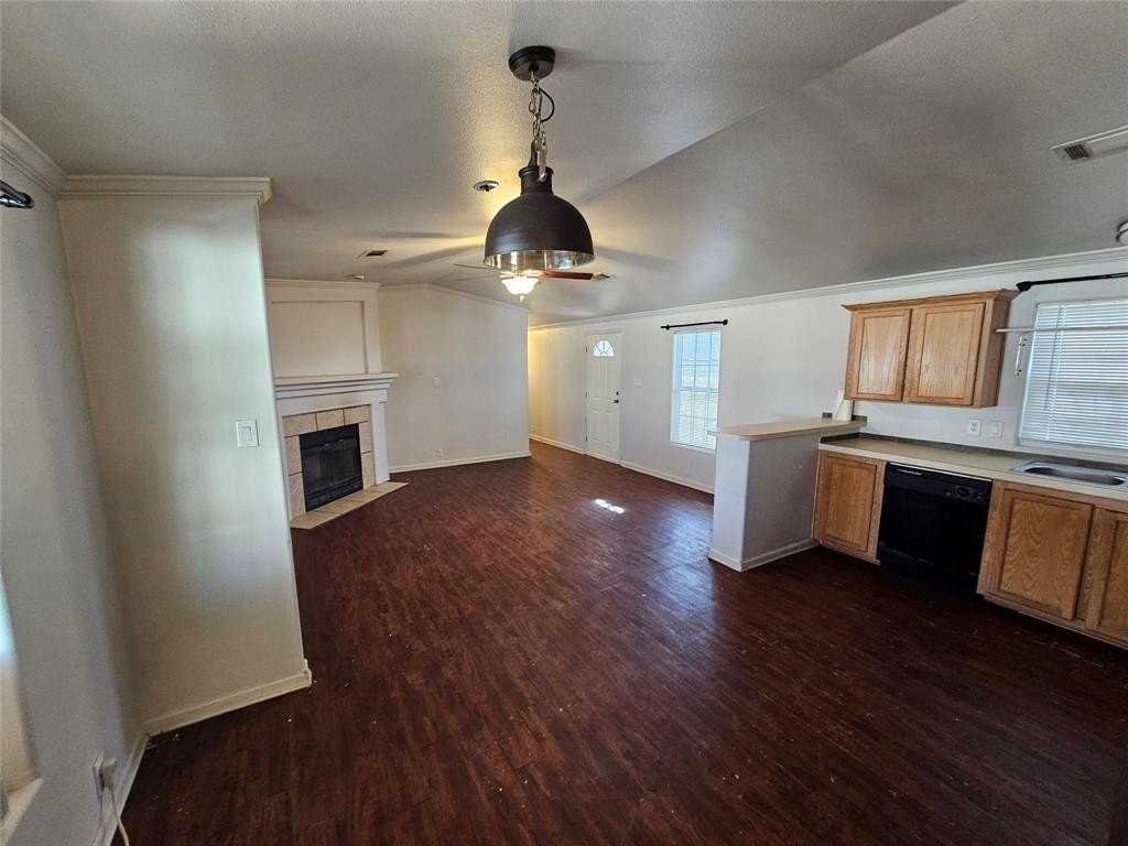 1616 Milrany Ln - Photo 6 of 18