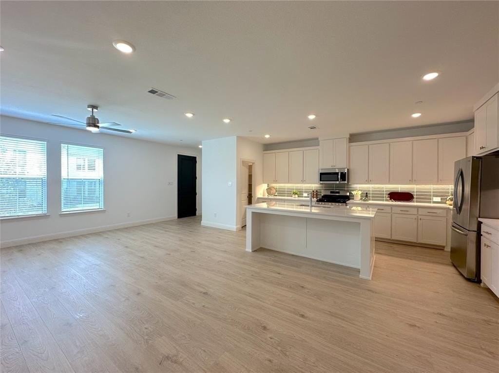 4782 Lunker St - Photo 5 of 37