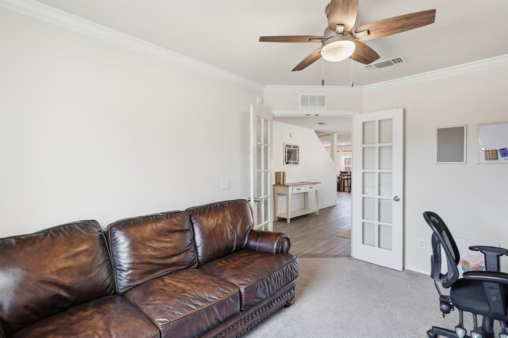 16041 Pious - Photo 4 of 36