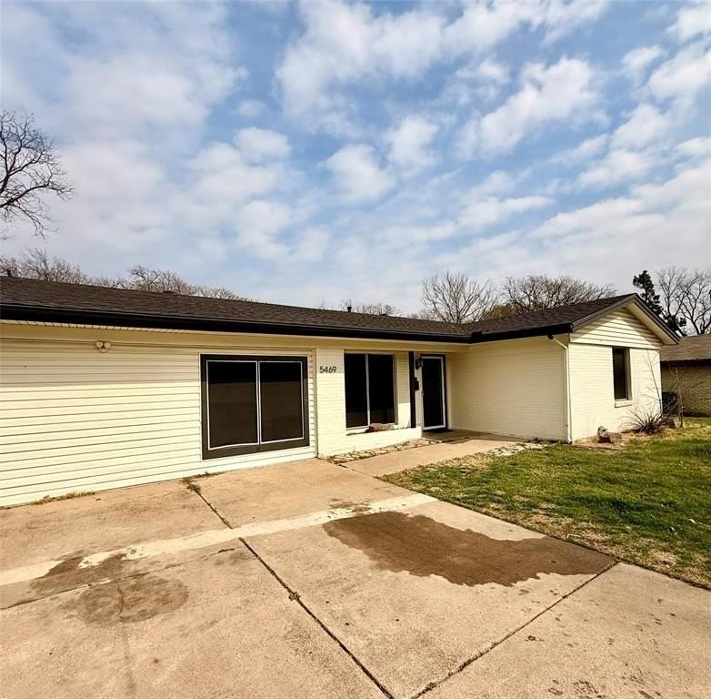 5469 Wayside Ave - Photo 3 of 18