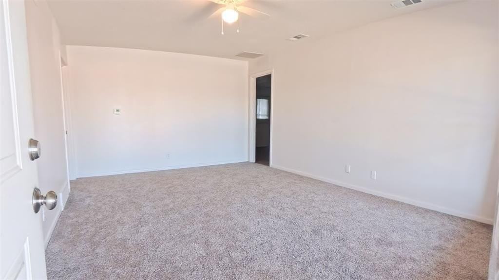 3209 Marydale Rd - Photo 4 of 17