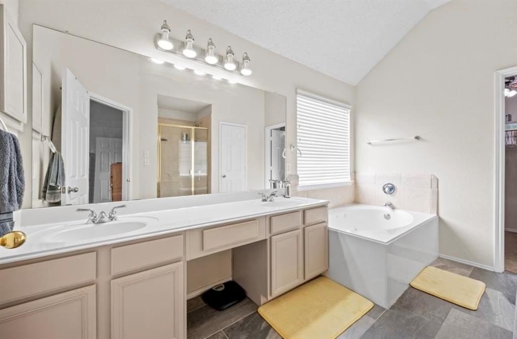 4524 Lodestone Ln - Photo 6 of 9