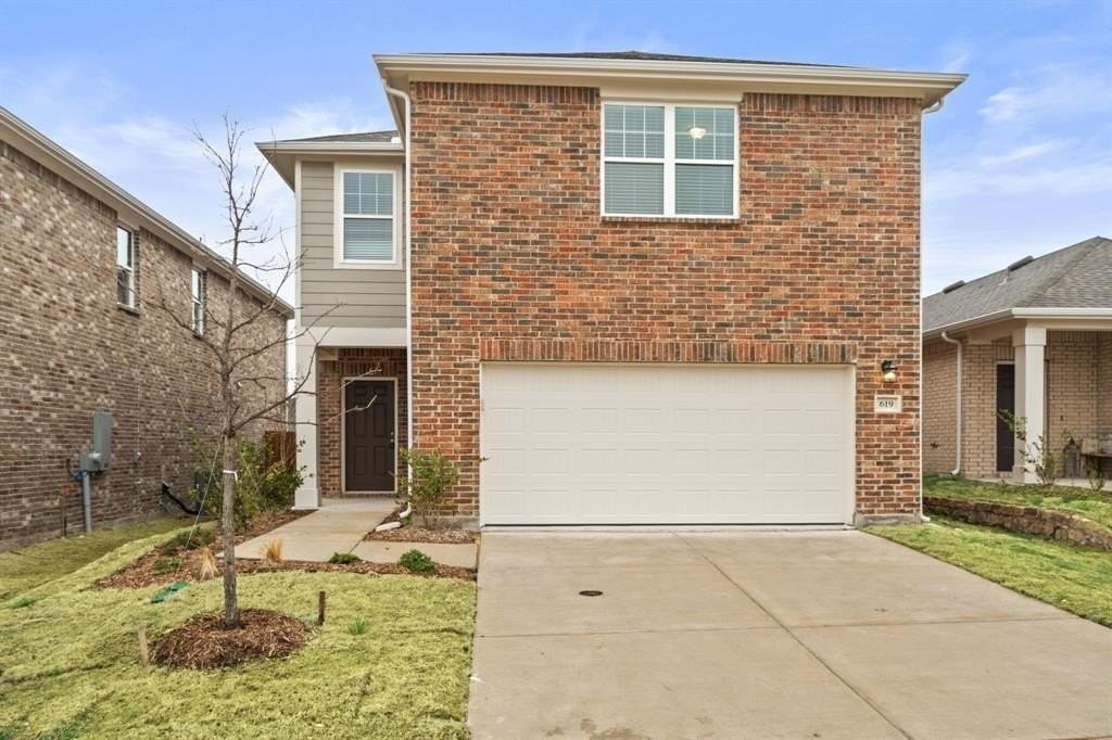 619 Colgate Cir - Photo 3 of 31