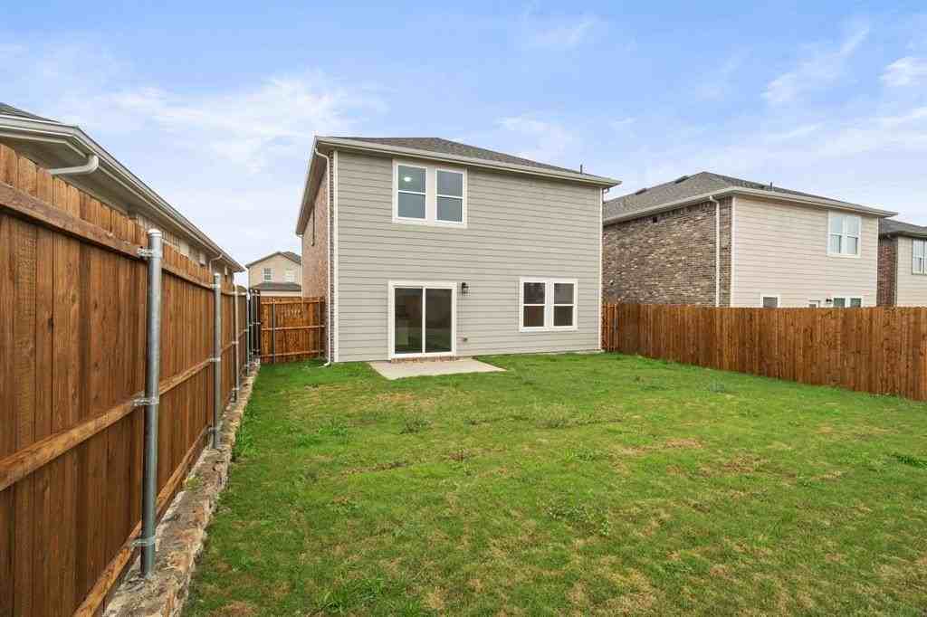 619 Colgate Cir - Photo 6 of 31