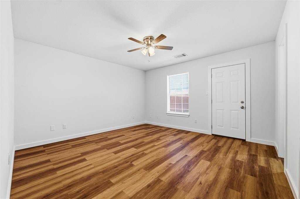 810 Betty Ct - Photo 7 of 13