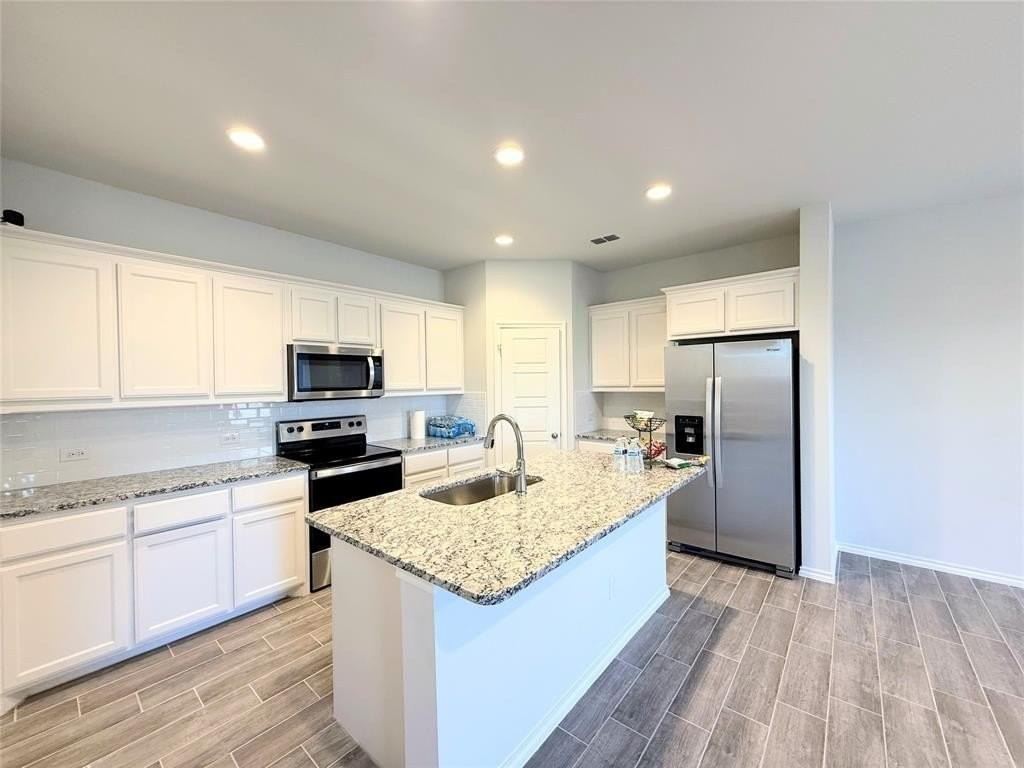 2011 Winecup Dr - Photo 4 of 20