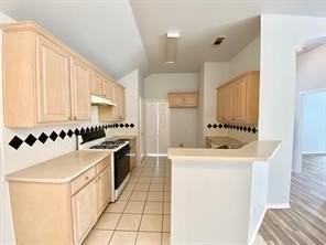 3169 Riverside Dr - Photo 4 of 16