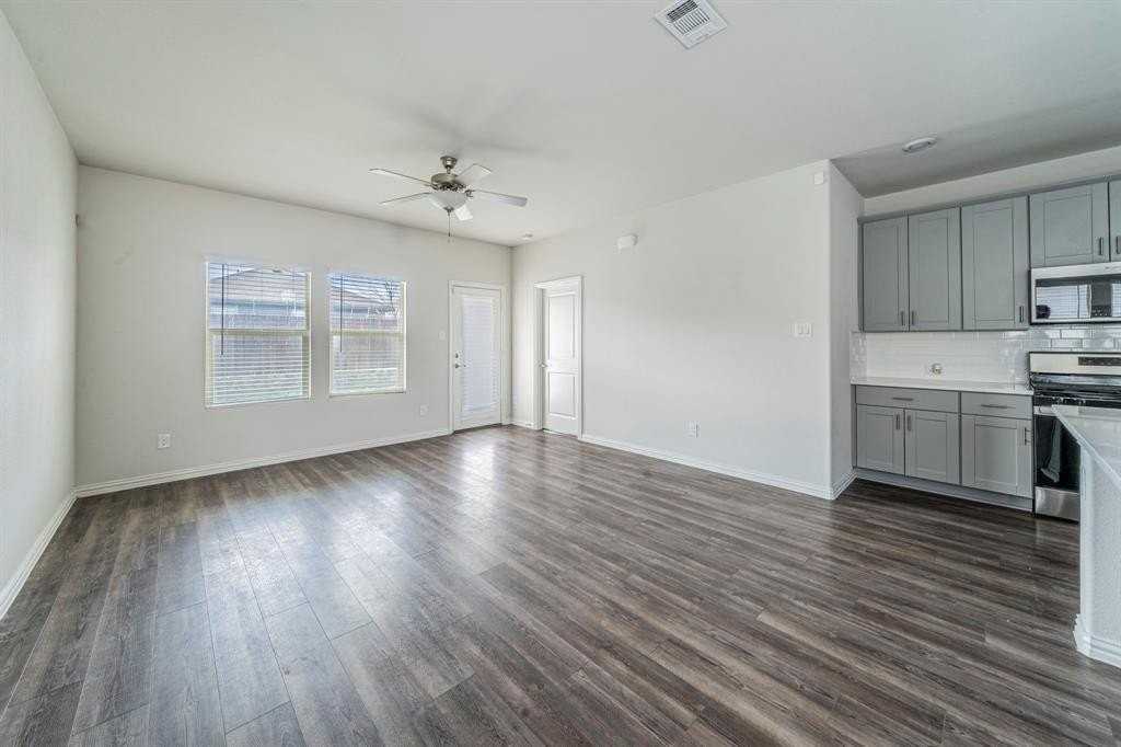 1621 Briar Hunt Dr - Photo 5 of 25