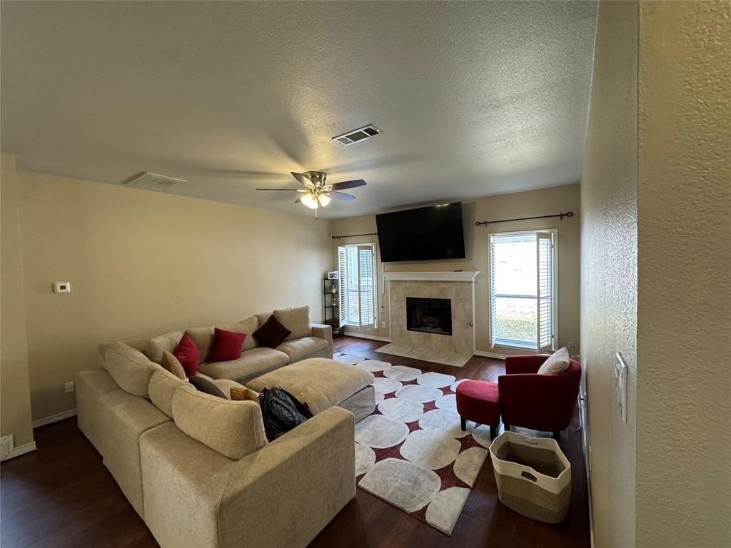 3448 Lark Meadow Way - Photo 2 of 8