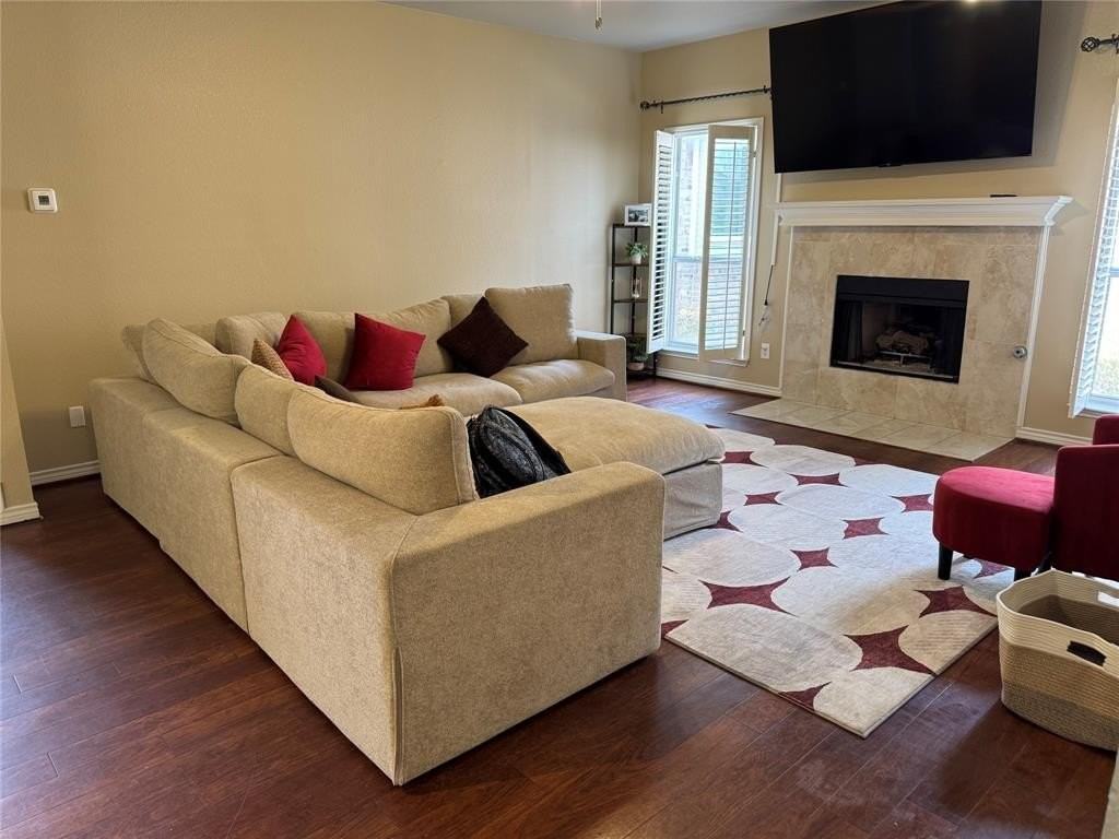 3448 Lark Meadow Way - Photo 3 of 8