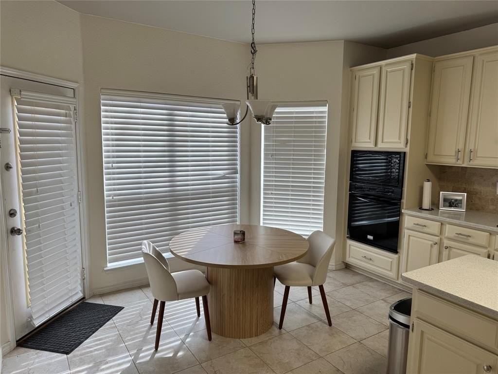 3448 Lark Meadow Way - Photo 5 of 8