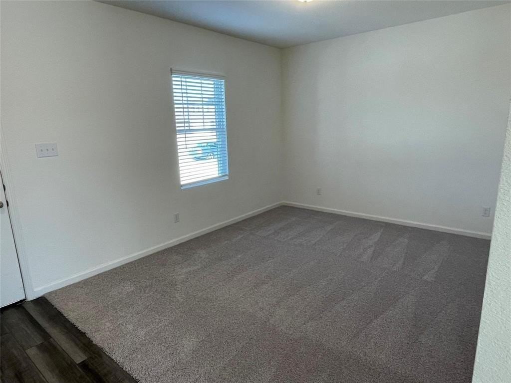 2705 Silver Leaf Ln - Photo 7 of 11