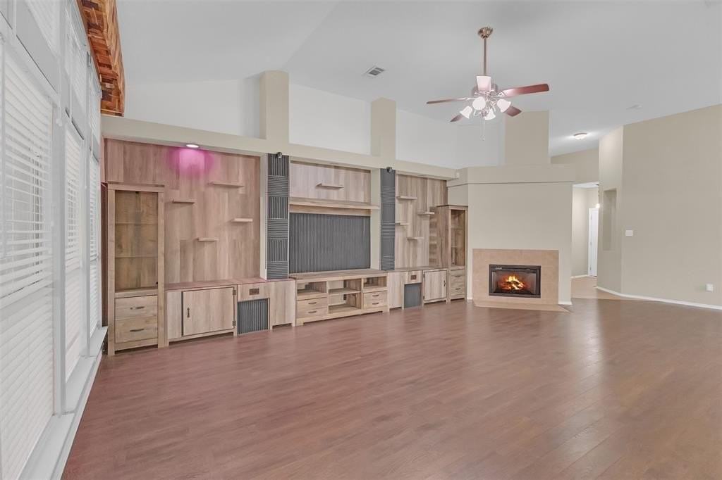 202 Matlock Meadow Dr - Photo 6 of 26