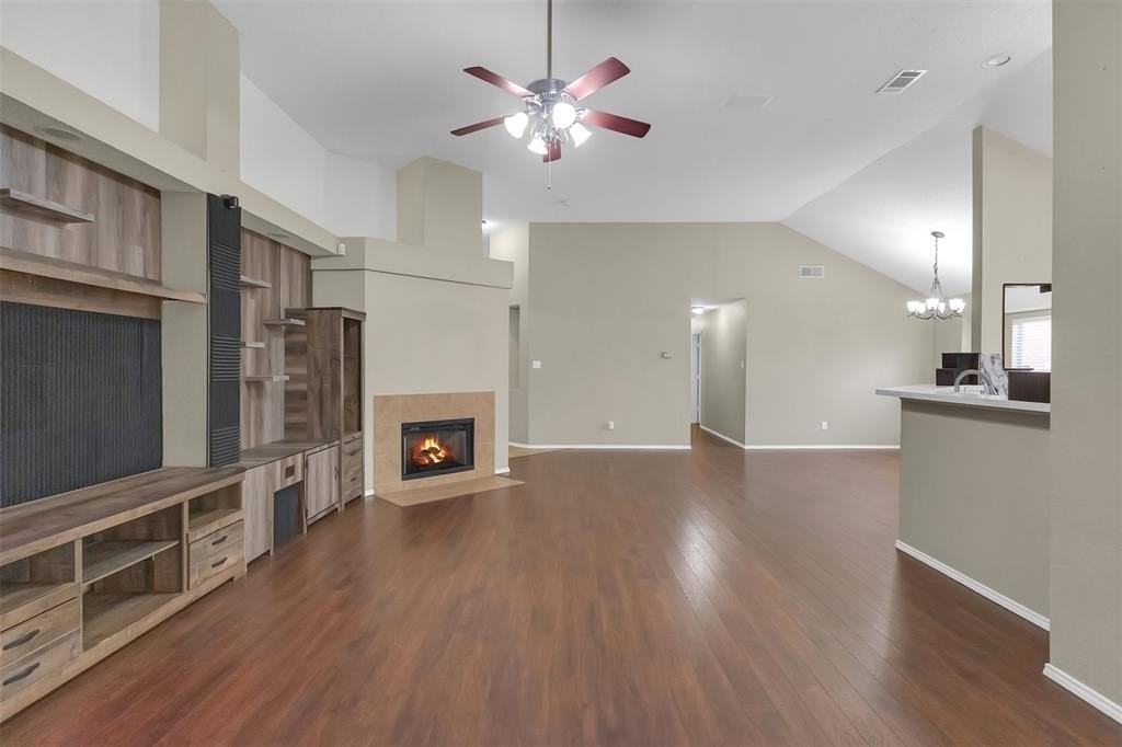 202 Matlock Meadow Dr - Photo 7 of 26