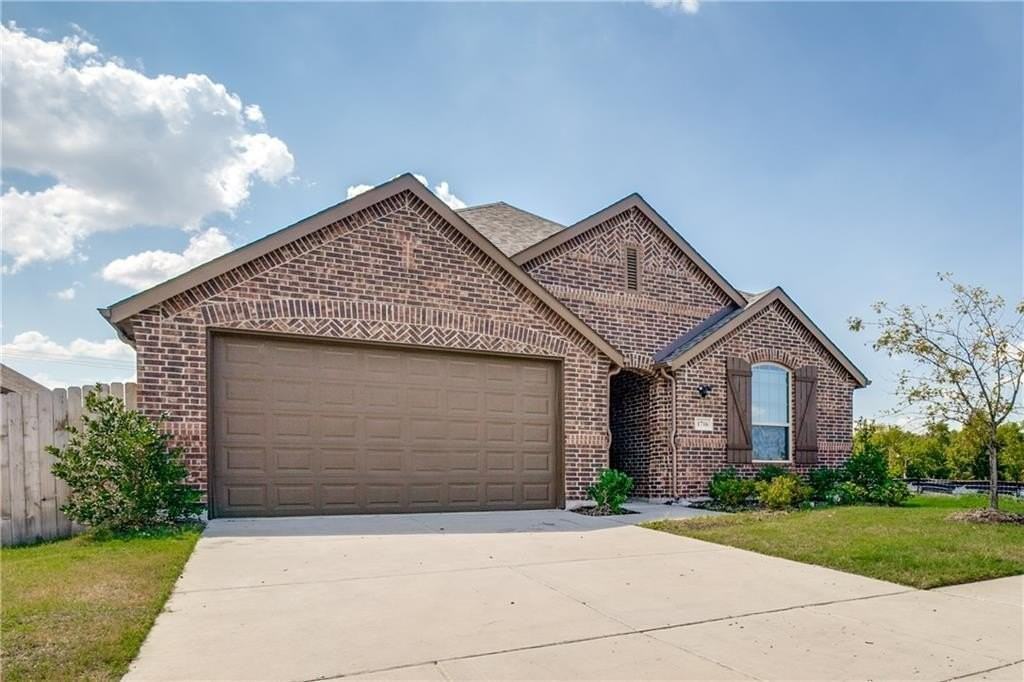 1716 Lone Lynx Way - Photo 2 of 24