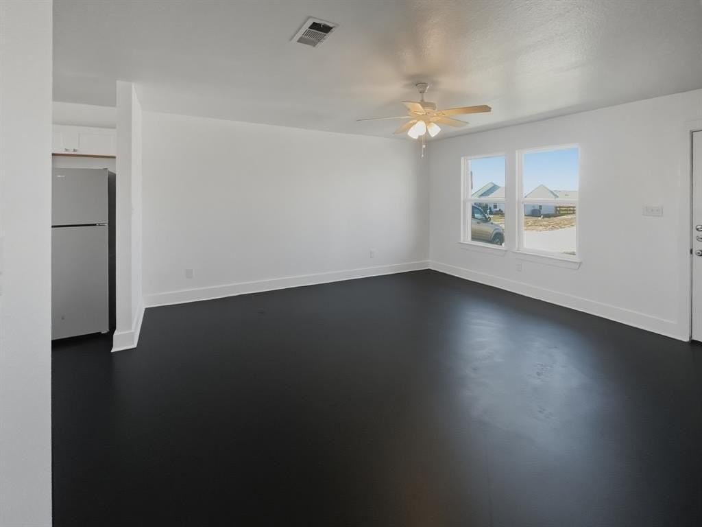 109 James Ct #200 - Photo 3 of 21