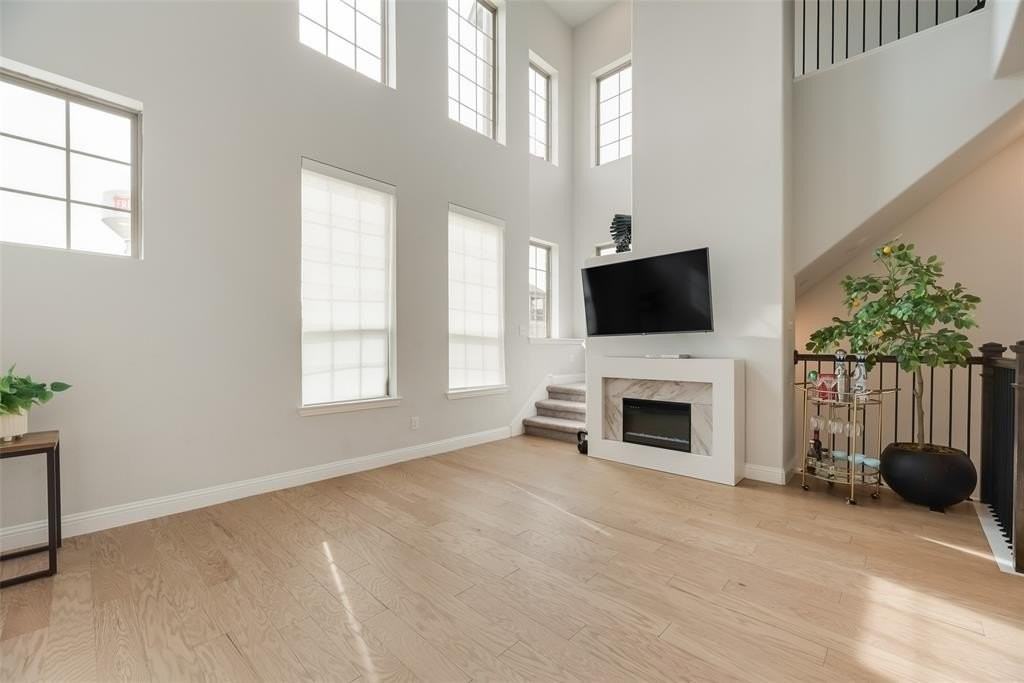 8102 Foraker St - Photo 5 of 20