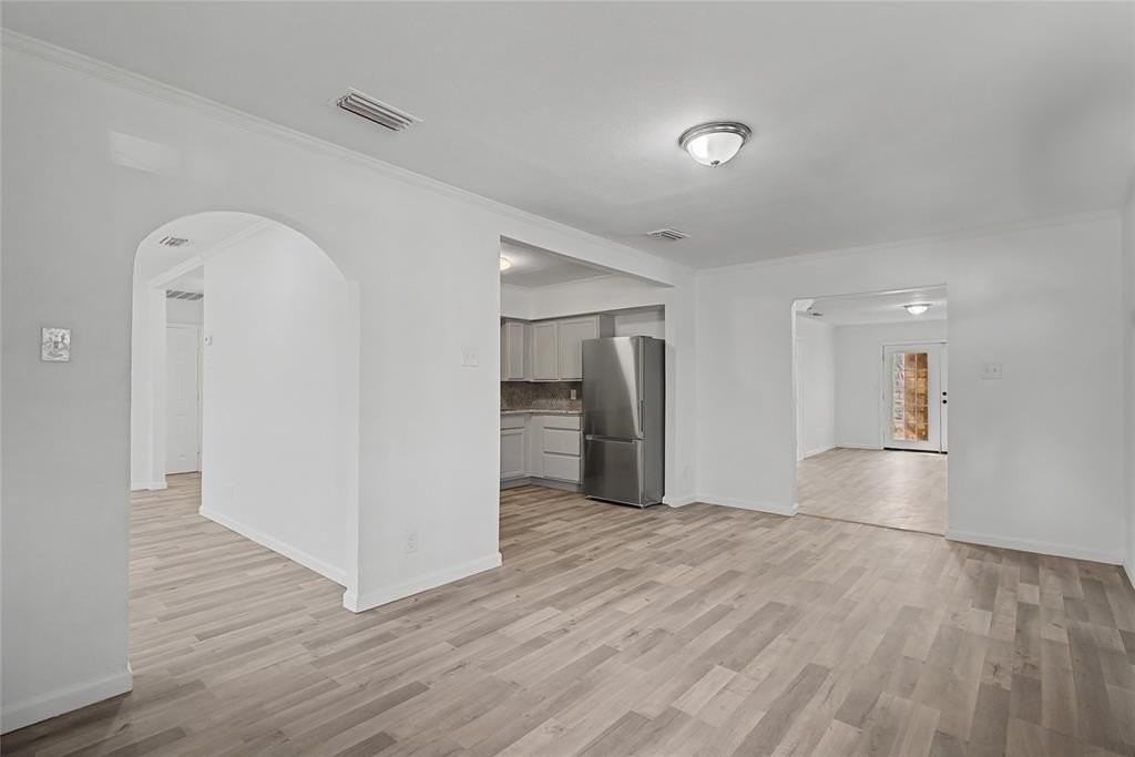 4603 Bonnie View Rd - Photo 7 of 28