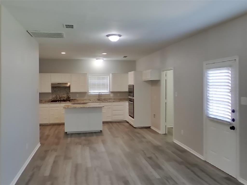 8401 Manchester Dr - Photo 6 of 22