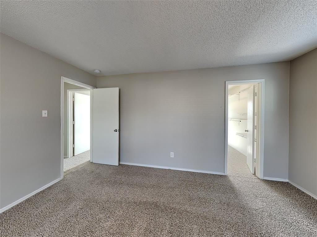 360 Blairwood Dr - Photo 6 of 17