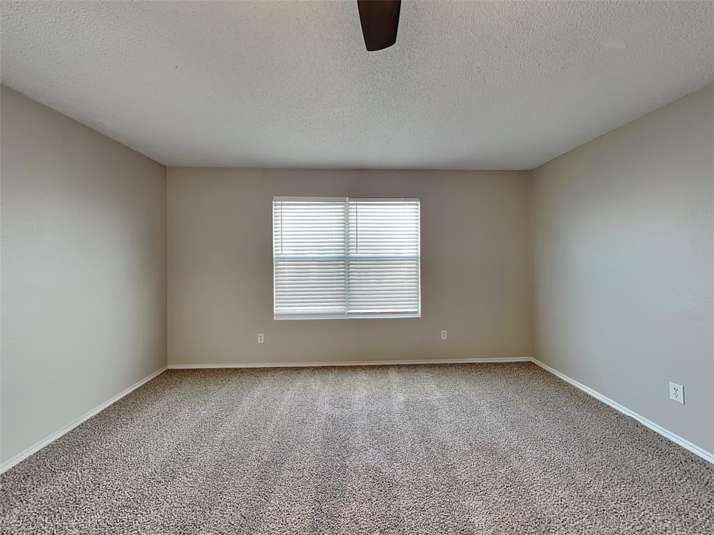 360 Blairwood Dr - Photo 7 of 17