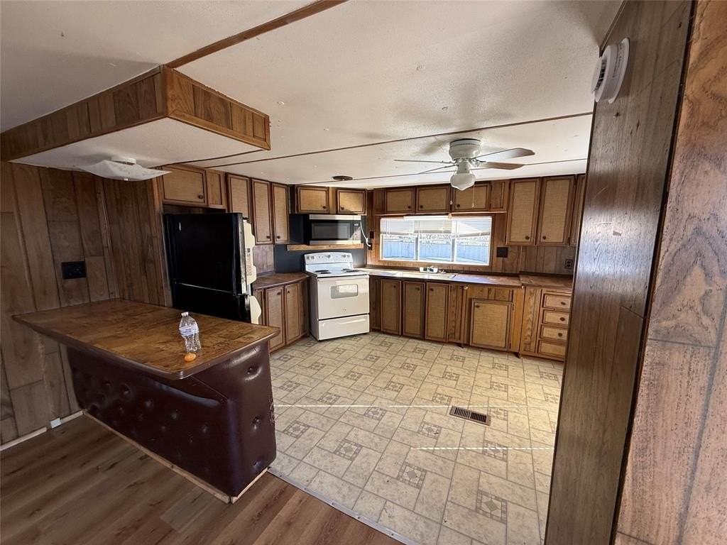 3304 Hidalgo Rd Apt E - Photo 7 of 17