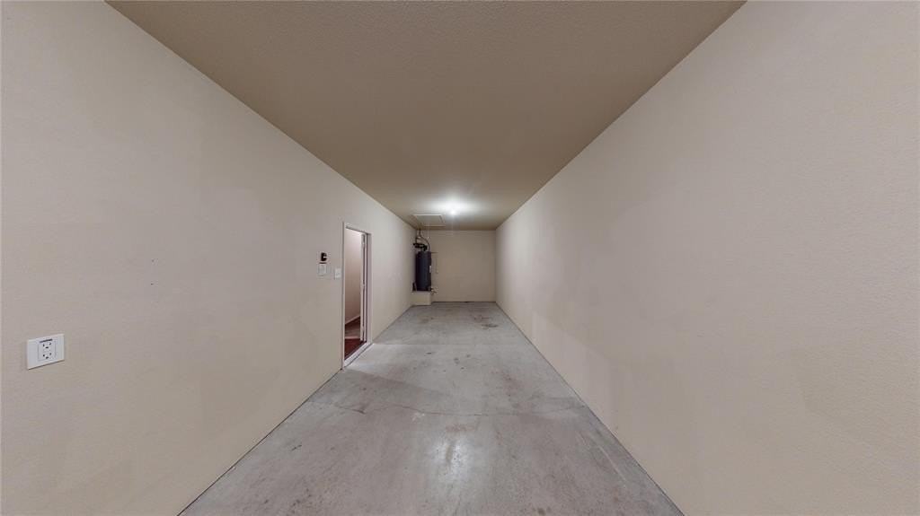 305 Orbit Dr - Photo 7 of 17