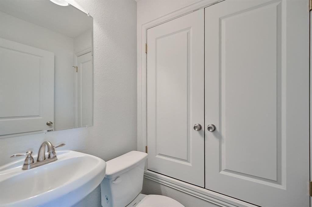 4506 Alamosa St - Photo 7 of 15