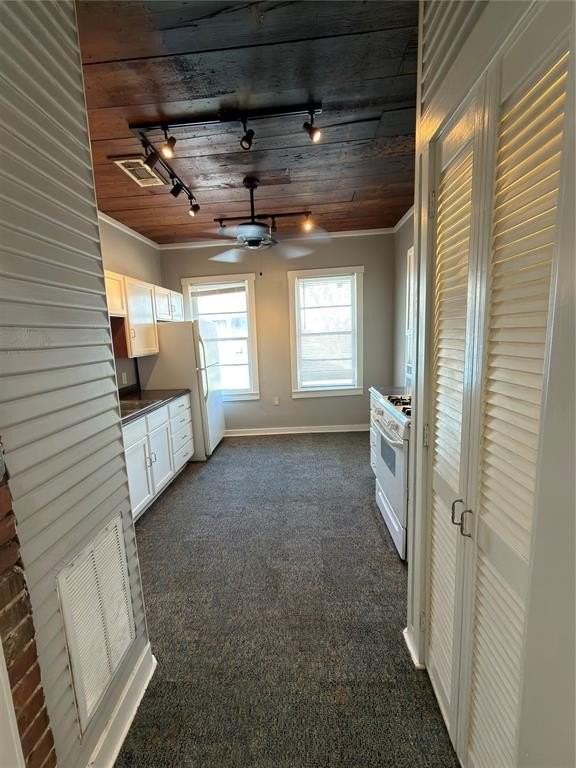 1513 Hurley Ave - Photo 4 of 19