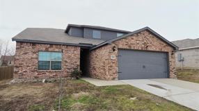 744 Keeneland Dr - Photo 1 of 1