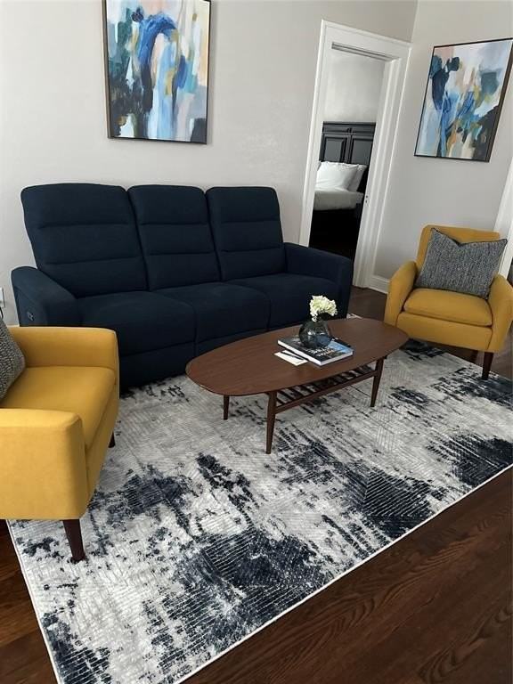 625 N Marsalis Ave - Photo 3 of 17