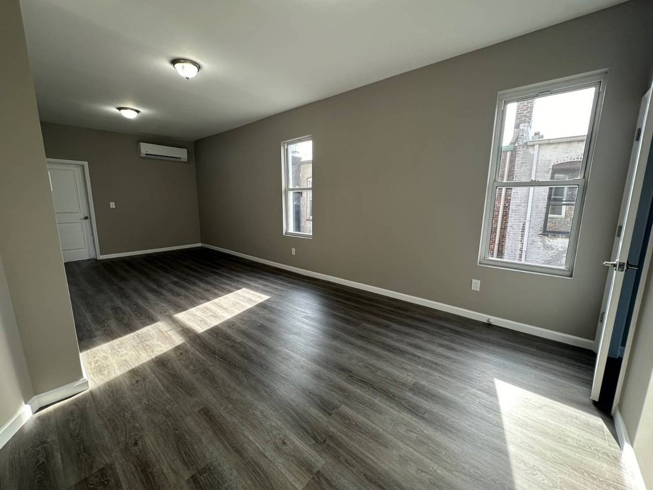 457 Coney Island Ave - Photo 4 of 22