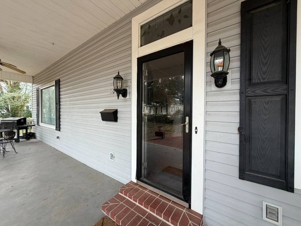 102 Mulberry St - Photo 4 of 25